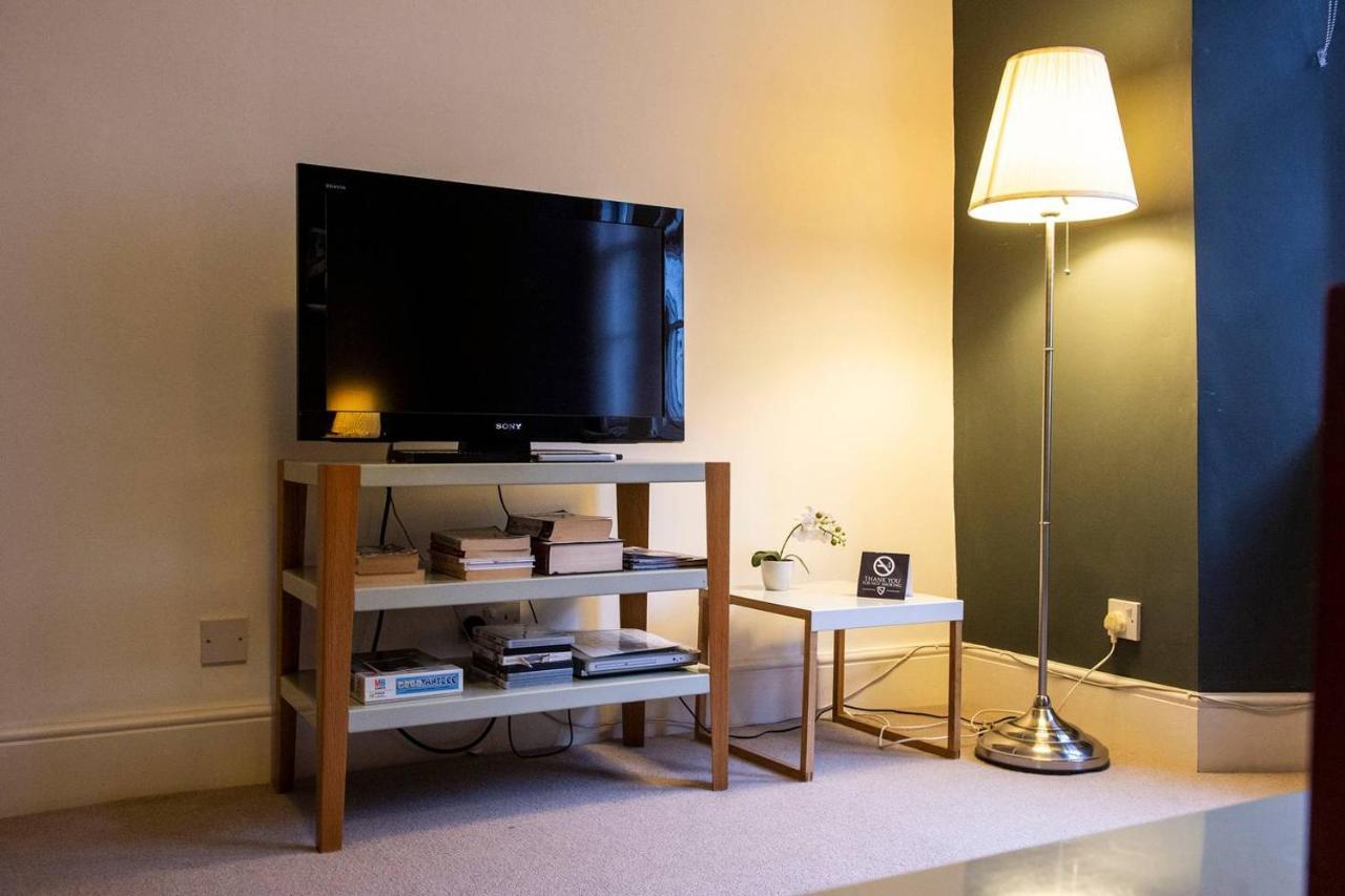 Joivy Charming Apt Close To City Centre Edimburgo Exterior foto